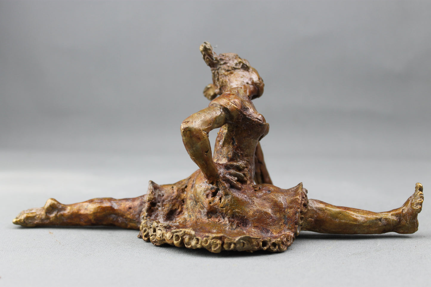 audrey flechet, sculpture, bronze, pièce unique, cire perdue, french cancan, dace, danseuse, fonderie du champ bon, lost wax, metal casting, séraphine