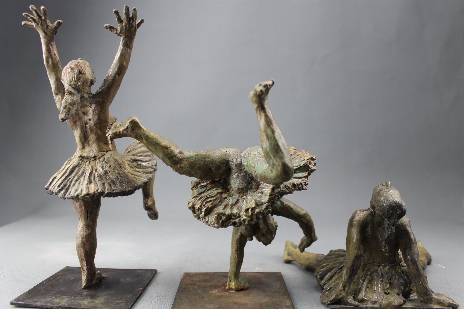 sculpture, audrey flechet, cancans, cirque, statue, statuette, fonderie du champ bon, triptyque, la roue